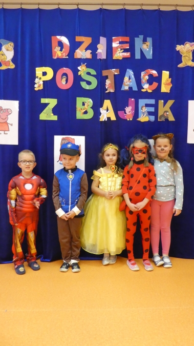 Dzień postaci z bajek